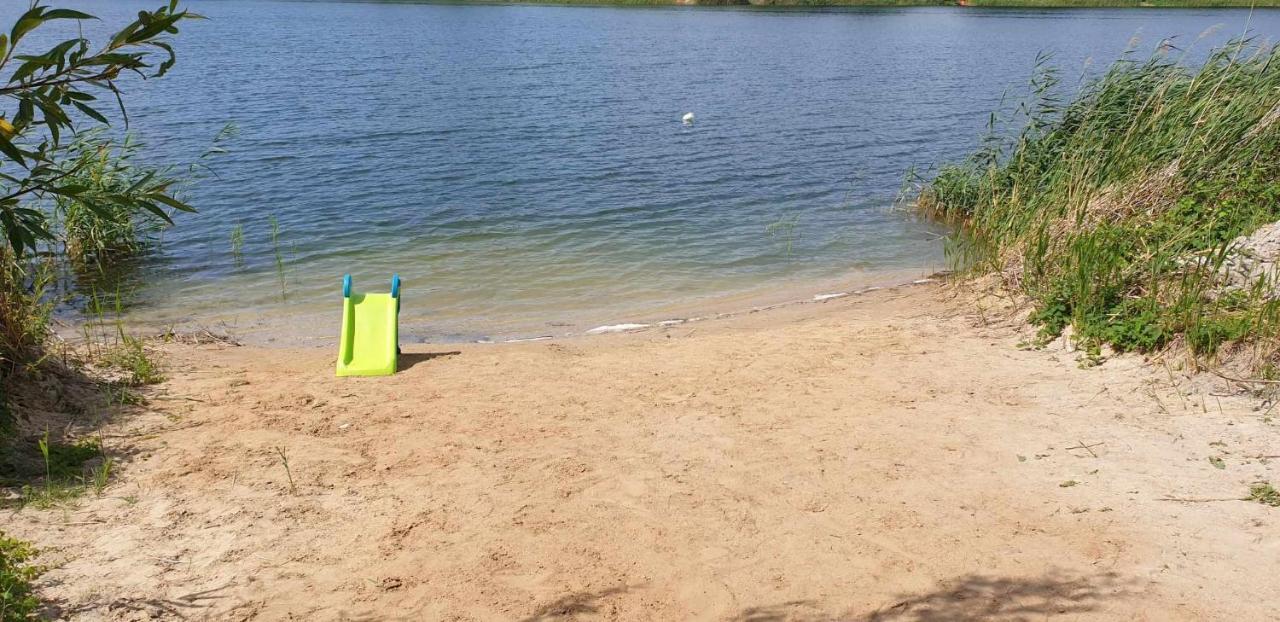 Domki Domek Na Jeziorem Wilczynskim Budzislawskim , Las, Osobno Ogrodzony 2-6 Osob- Klimatyzacja, Ogrzewanie, 62-550 Zygmuntowo Gm Wilczyn Exteriör bild